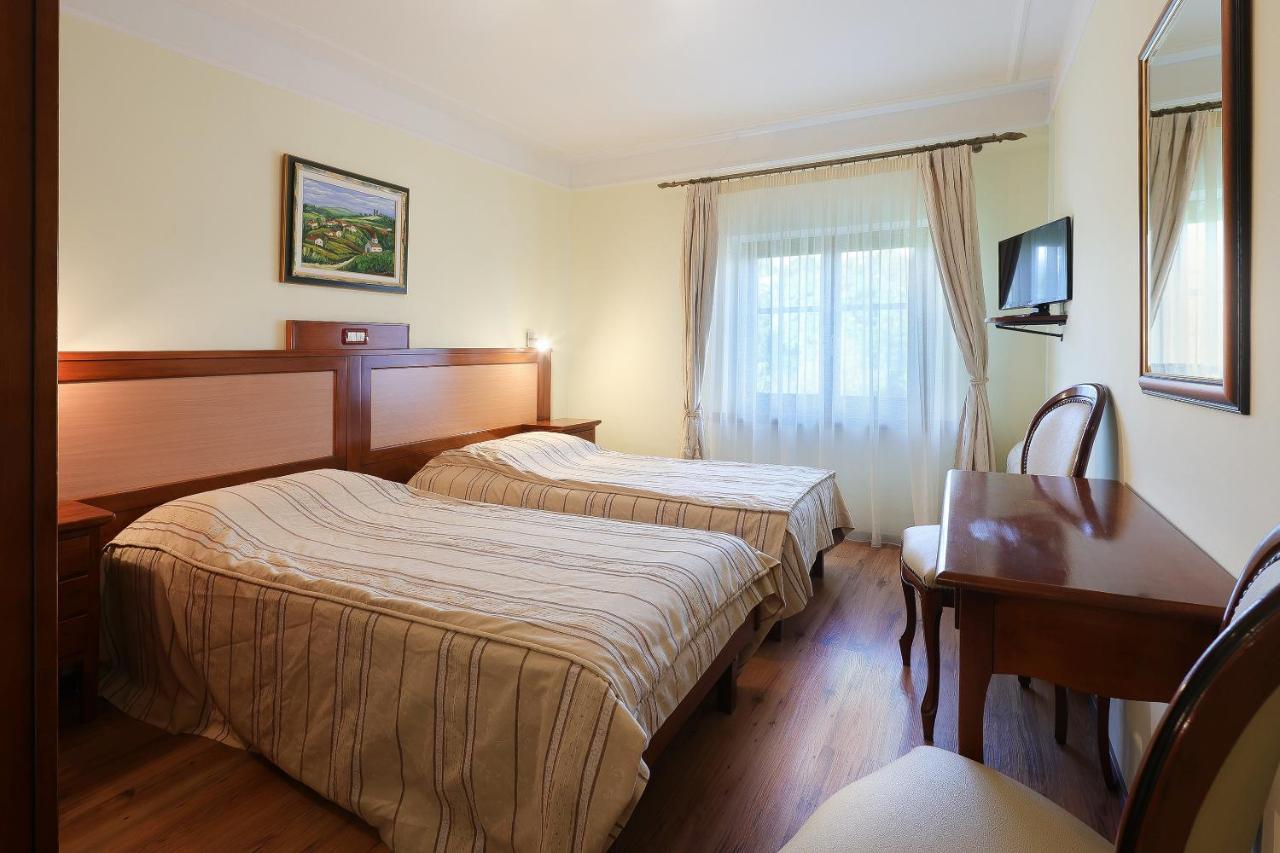 B & B Casa Rustica Dva Baladura Rooms Kanfanar Exteriér fotografie